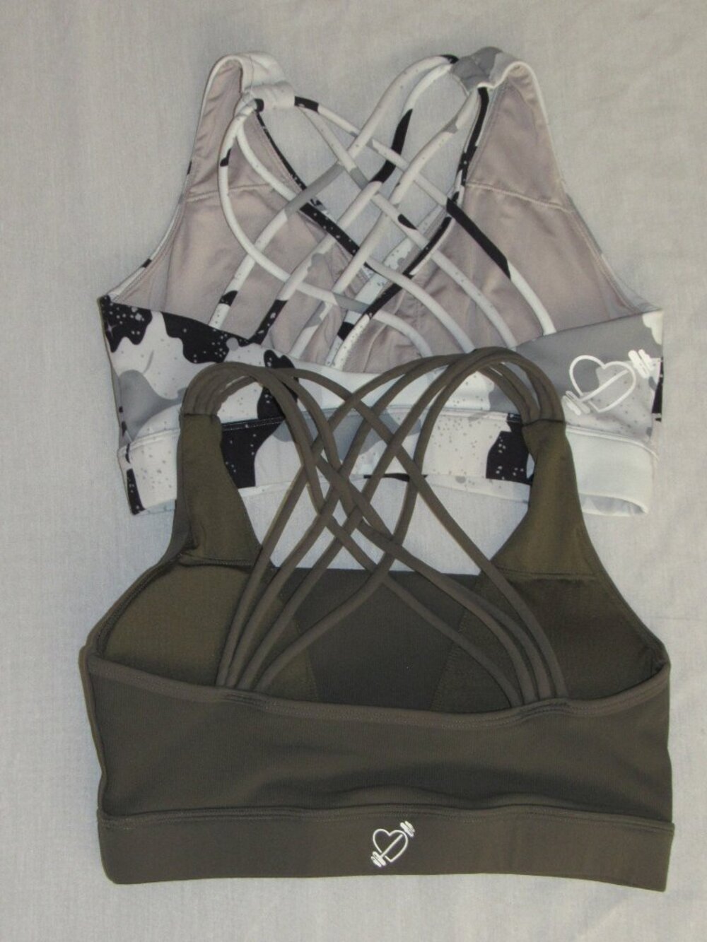 Lot of 2 Heart Barbell Strappy Back Workout Gym Sports Bras Women's sz S Camo - Picture 2 of 3